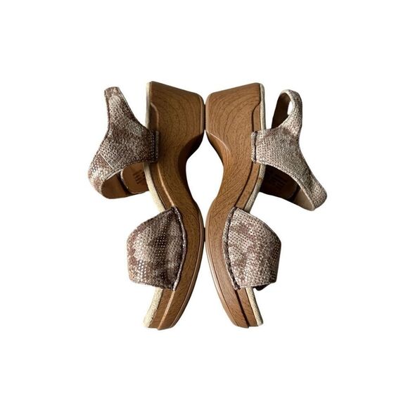 Dansko Soonet Metallic Snakeskin Strap Sandals size 39 US 8.5 9 Tan Cream - Picture 4 of 13